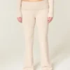 Pantalones bootcut con vuelta de punto de Gilly Hicks