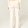 Pantalones bootcut con vuelta de punto de Gilly Hicks