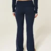 Pantalones bootcut con vuelta de punto de Gilly Hicks