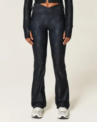 Pantalones bootcut envolventes Active Recharge de Gilly Hicks