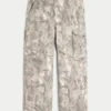 Pantalones cargo superholgados con estampado de camuflaje