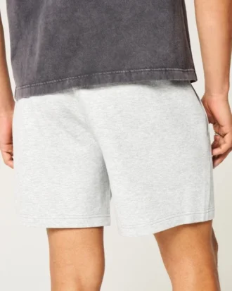 Pantalones cortos de felpa refrescante hasta la mitad del muslo