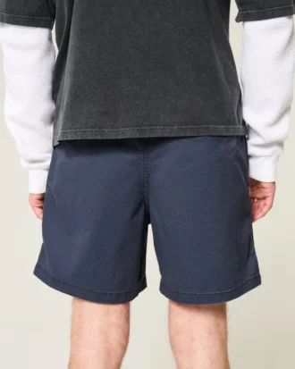Pantalones cortos de sarga hasta la mitad del muslo