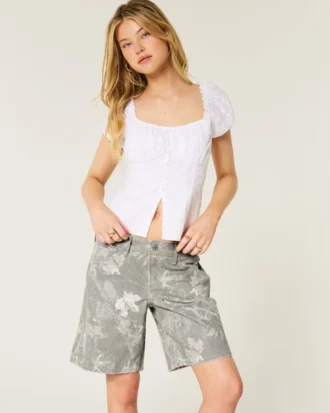 Pantalones cortos holgados de camuflaje de talle bajo