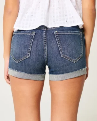 Pantalones cortos vaqueros de talle alto con rotos y lavado oscuro