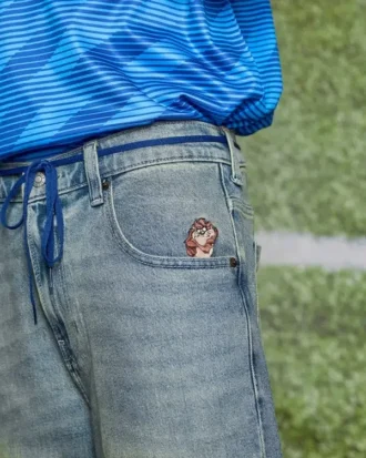 Pantalones cortos vaqueros superholgados con estampado Taz y lavado medio