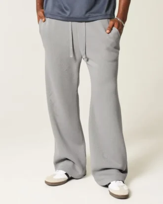 Pantalones de chándal acampanados