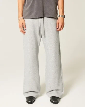 Pantalones de chándal acampanados