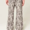 Pantalones de chándal acampanados