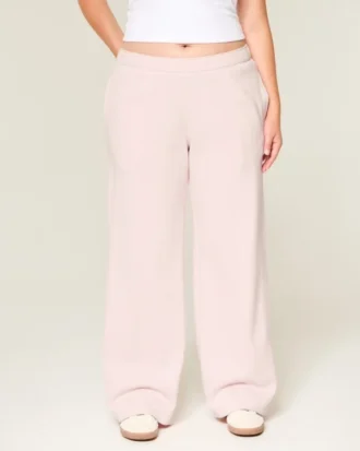 Pantalones de chándal anchos con bolsillo en forma de corazón