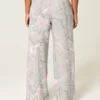 Pantalones de chándal holgados con estampado de camuflaje