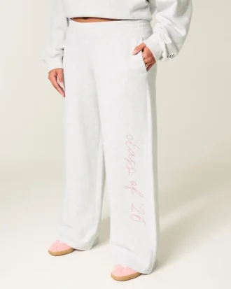 Pantalones de chándal holgados con gráfico Class of ’26