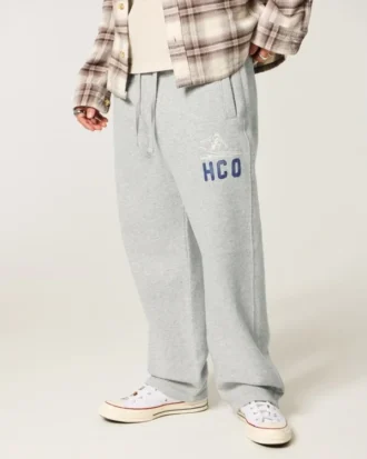 Pantalones de chándal holgados con gráfico del logotipo Holiday Vault Release