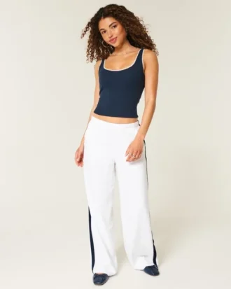 Pantalones holgados a rayas
