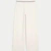 Pantalones rectos con cintura cruzada y tejido de punto de Gilly Hicks