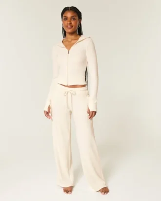 Pantalones rectos de encaje waffle de Gilly Hicks