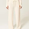 Pantalones rectos de encaje waffle de Gilly Hicks