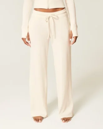 Pantalones rectos de encaje waffle de Gilly Hicks