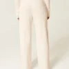 Pantalones rectos de encaje waffle de Gilly Hicks