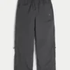 Pantalones superanchos de nailon