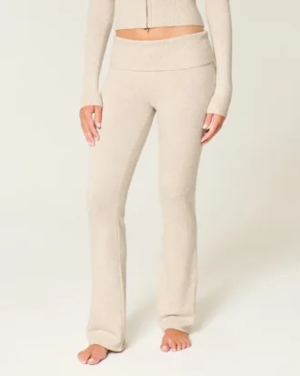Pantalones tipo bootcut con cintura cruzada y tejido de punto de Gilly Hicks
