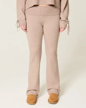 Pantalones tipo bootcut con cintura cruzada y tejido de punto de Gilly Hicks
