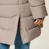 Parka acolchada con forro de piel sintética