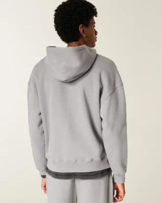 Sudadera con capucha, cremallera y estampado de dos serpientes