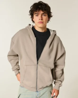 Sudadera con capucha, forro térmico y cremallera