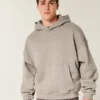 Sudadera con capucha holgada Sudadera con capucha holgada