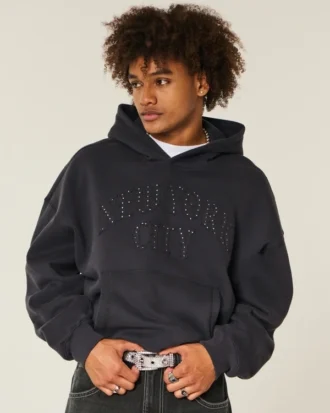 Sudadera con capucha holgada con tachuelas y estampado de Nueva York
