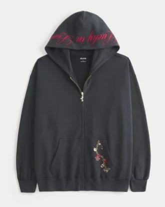Sudadera con capucha oversize con cremallera y estampado «Lucky in Love»