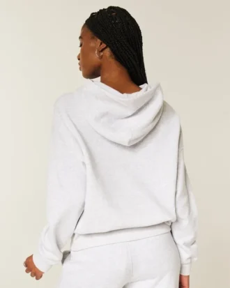 Sudadera con capucha oversize con logo brillante