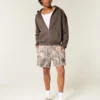 Sudadera con capucha y cremallera