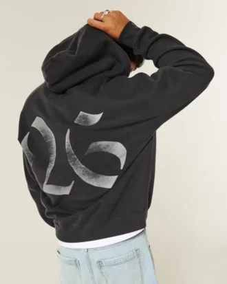 Sudadera con capucha y cremallera con estampado «Boxy Class of 26»
