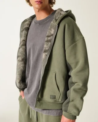 Sudadera con capucha y cremallera con forro de sherpa Hollister x Crocs
