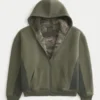 Sudadera con capucha y cremallera con forro de sherpa Hollister x Crocs
