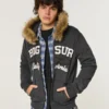 Sudadera con capucha y cremallera con ribete de pelo sintético y gráfico Big Sur