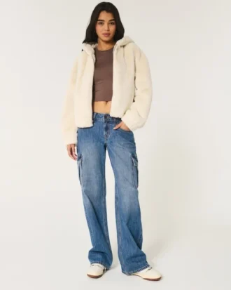 Sudadera con capucha y cremallera de pelo sintético