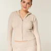 Sudadera con capucha y cremallera de punto trenzado de Gilly Hicks.