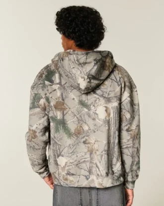 Sudadera con capucha y cremallera tipo camuflaje