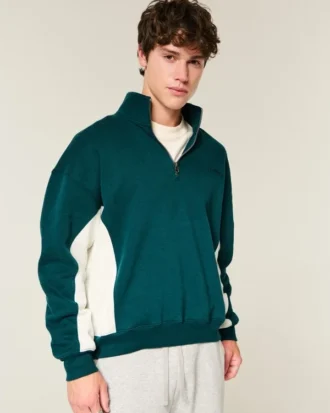 Sudadera con cremallera hasta el pecho y logotipo