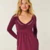 Top babydoll de manga larga con pinzas en el pecho