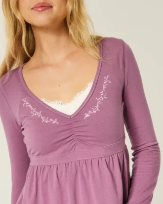 Top babydoll de manga larga con pinzas en el pecho