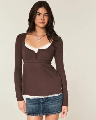 Top babydoll Henley con lazo fácil de atar
