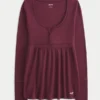 Top babydoll Henley con lazo fácil de atar