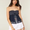 Top babydoll sin tirantes con bordado