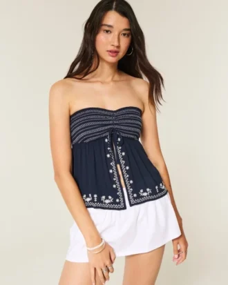 Top babydoll sin tirantes con bordado