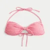 Top de bikini bandeau con lazo delantero Top de bikini bandeau con lazo delantero