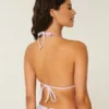 Top de bikini triangular con ribete estilo croché